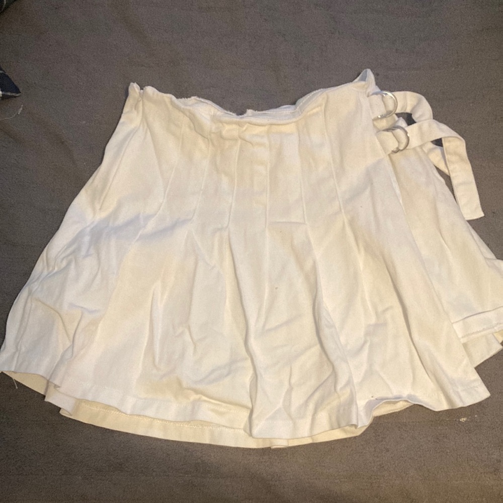 white tennis skirt